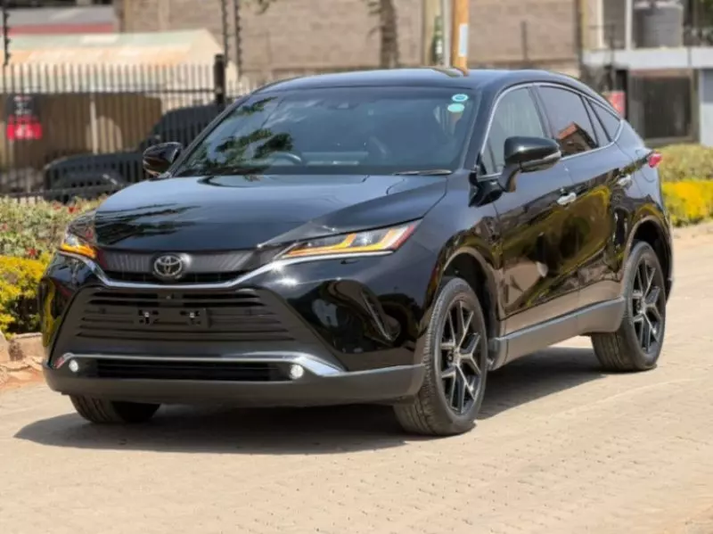 Toyota Harrier   - 2020
