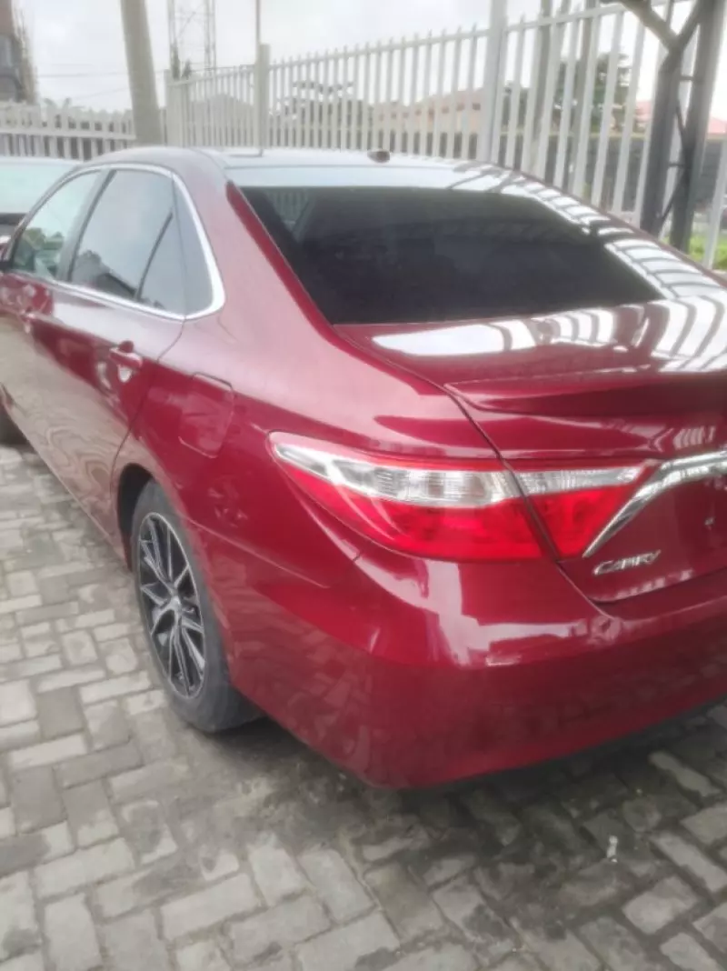 Toyota Camry   - 2017