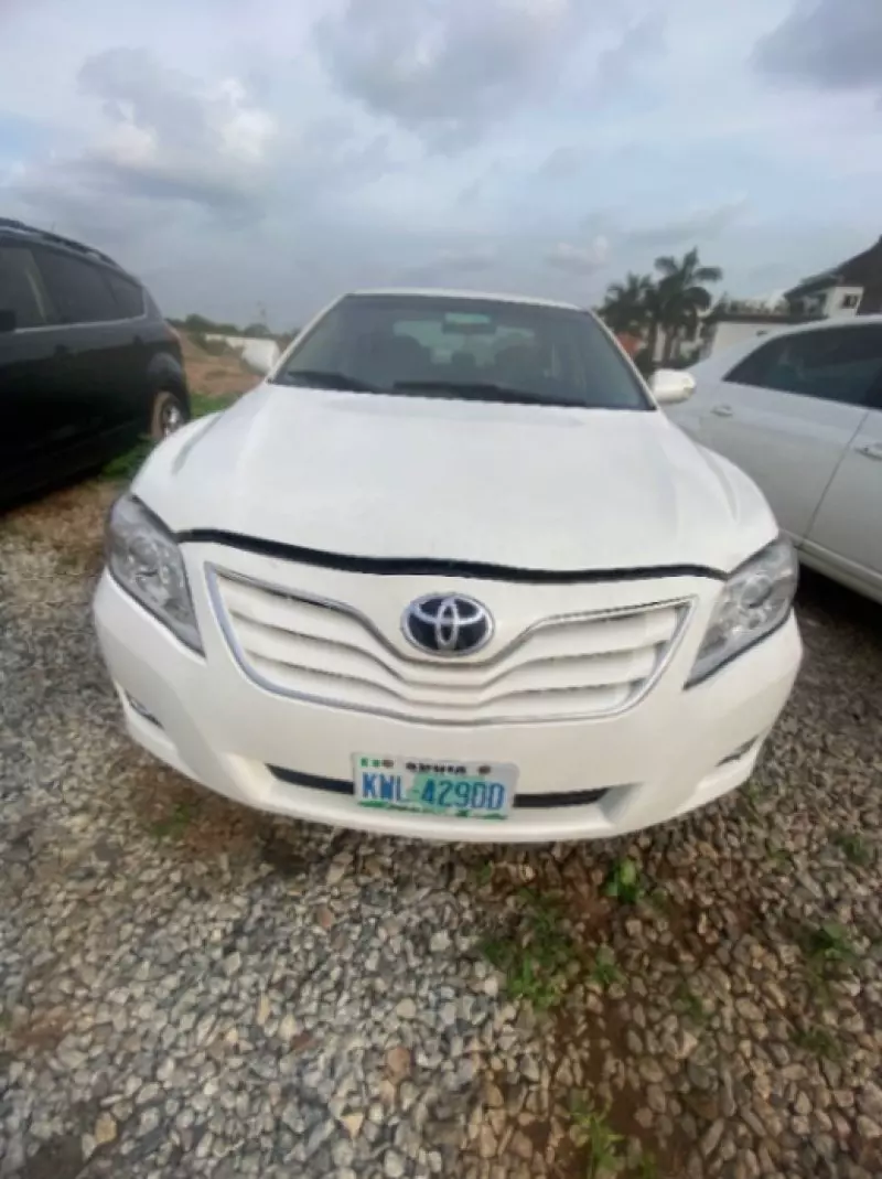 TOYOTA Camry   - 2011