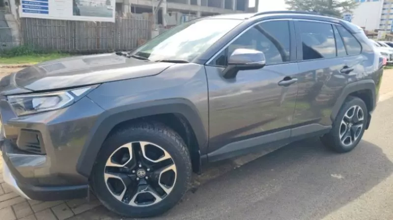 Toyota RAV 4   - 2020