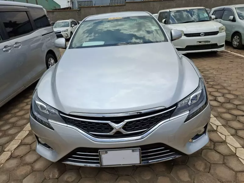 Toyota Mark X   - 2012