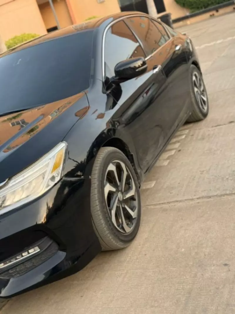 Honda Accord   - 2014