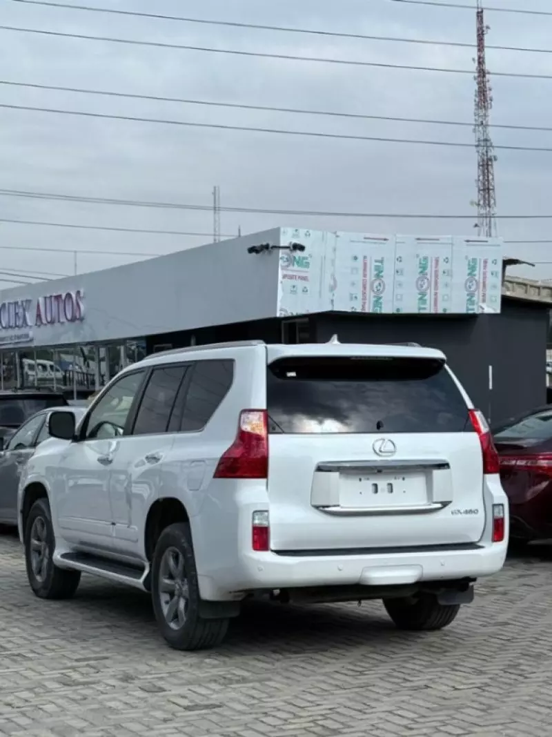 Lexus GX 460   - 2012