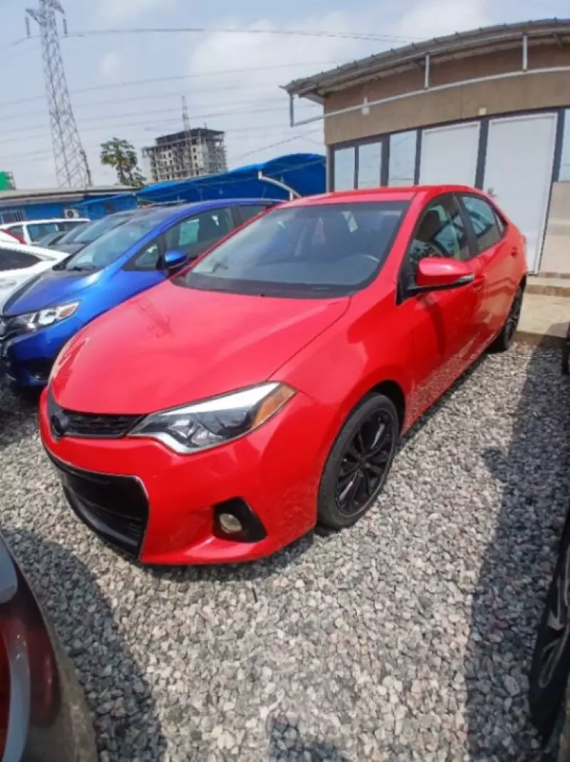 TOYOTA Corolla   - 2016