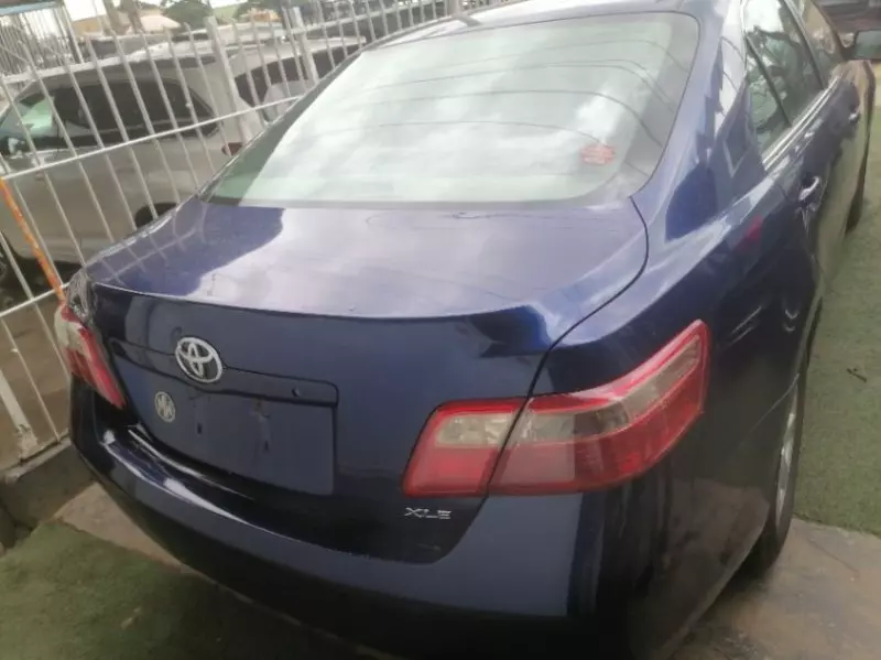 TOYOTA Camry   - 2009