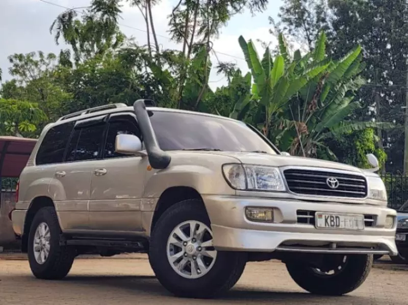 Toyota Landcruiser Vx V8    - 2001