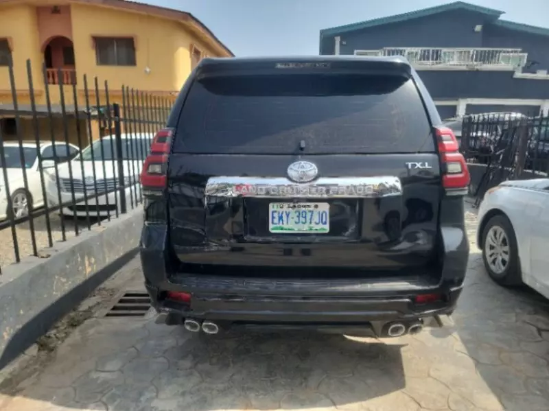 Toyota Landcruiser Prado   - 2014