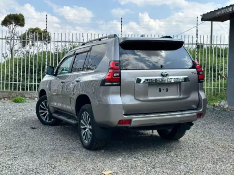Toyota Land Cruiser Prado TX L - 2018