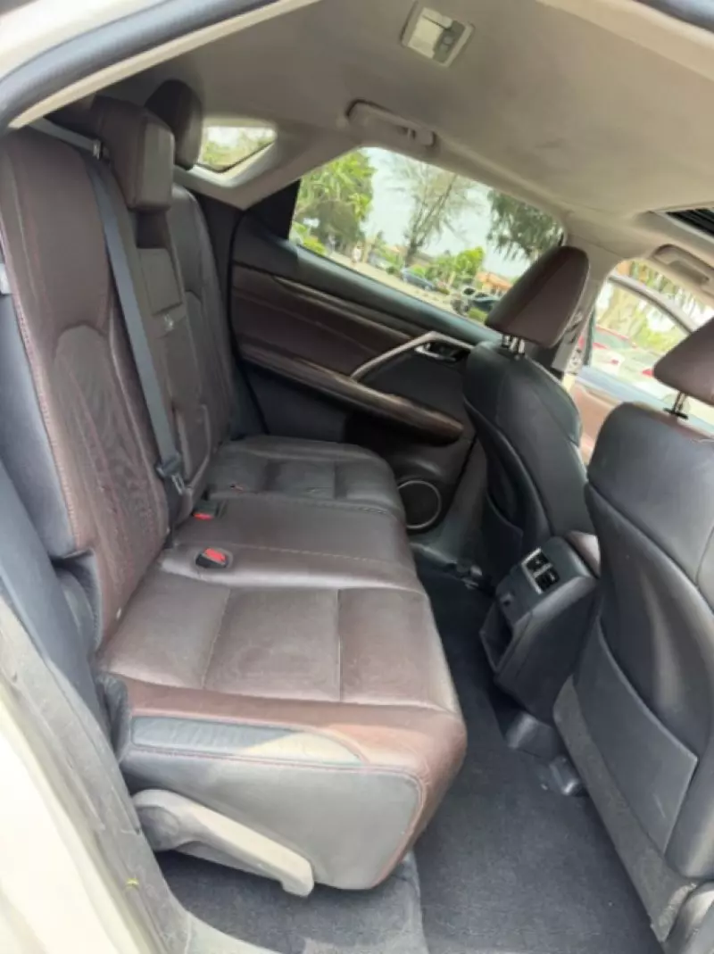 Lexus RX   - 2018