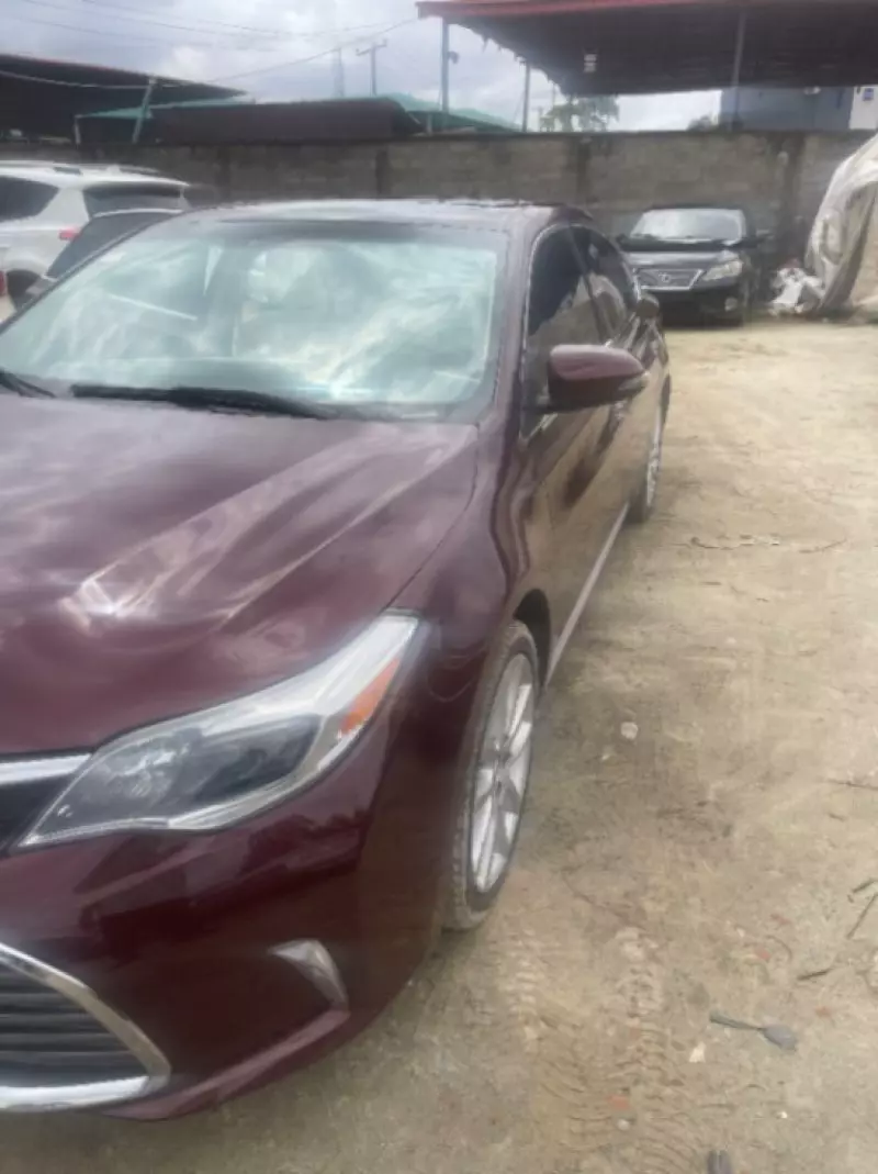 TOYOTA Avalon   - 2013