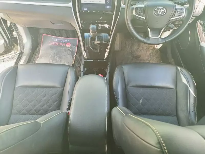 TOYOTA Harrier - 2019