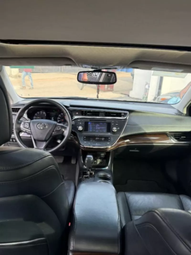 TOYOTA Avalon   - 2013