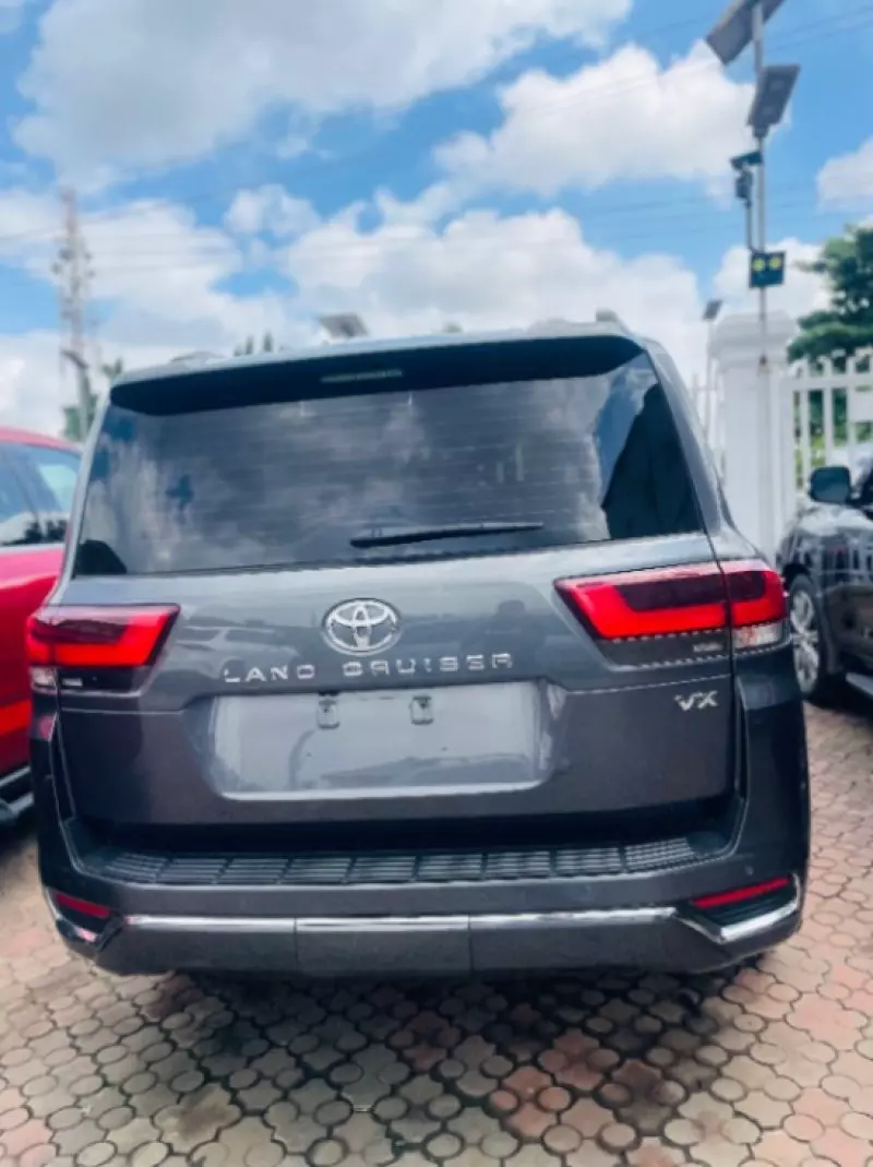 TOYOTA Landcruiser Vx V8    - 2021
