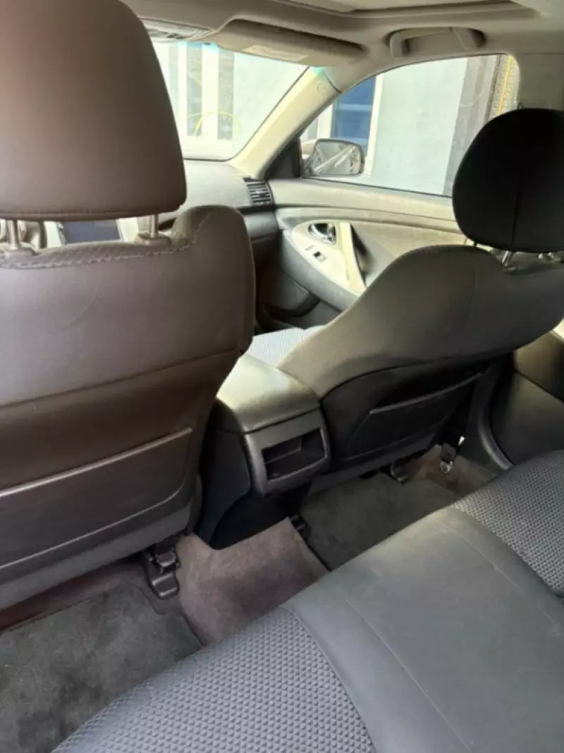 Toyota Camry   - 2011