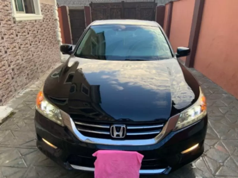 Honda Accord   - 2012