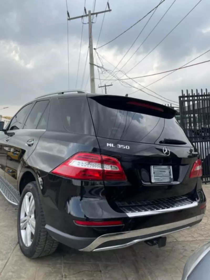 Mercedes-Benz ML 350   - 2012