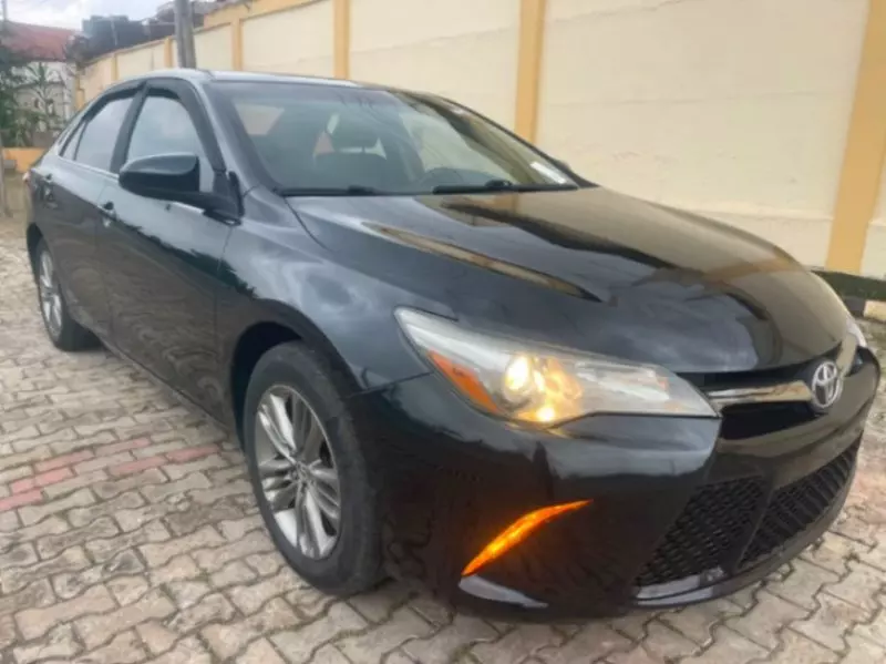 TOYOTA Camry   - 2016