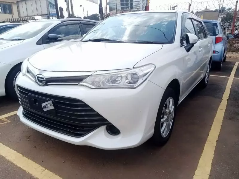 Toyota Fielder - 2015