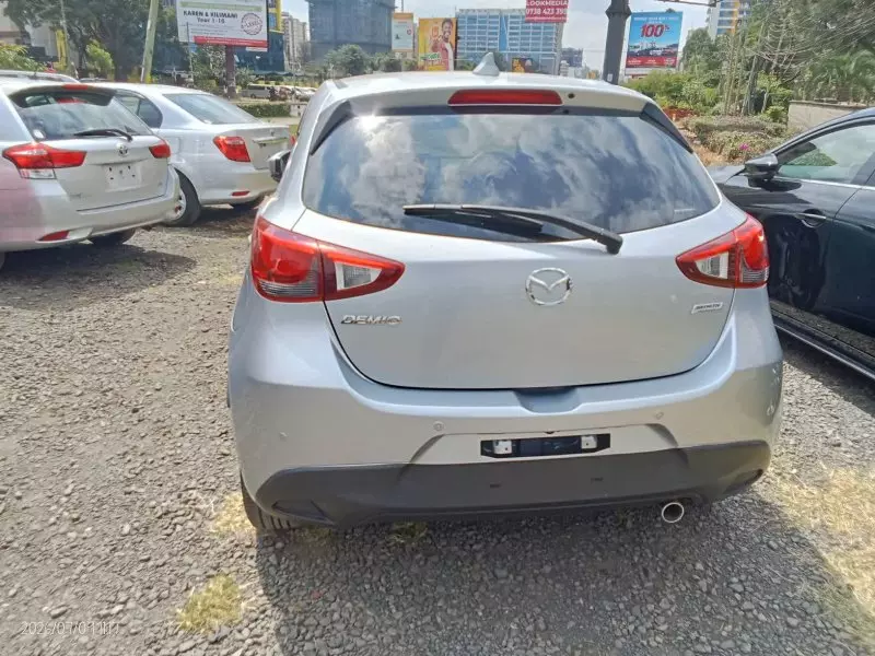 Mazda Demio    - 2019