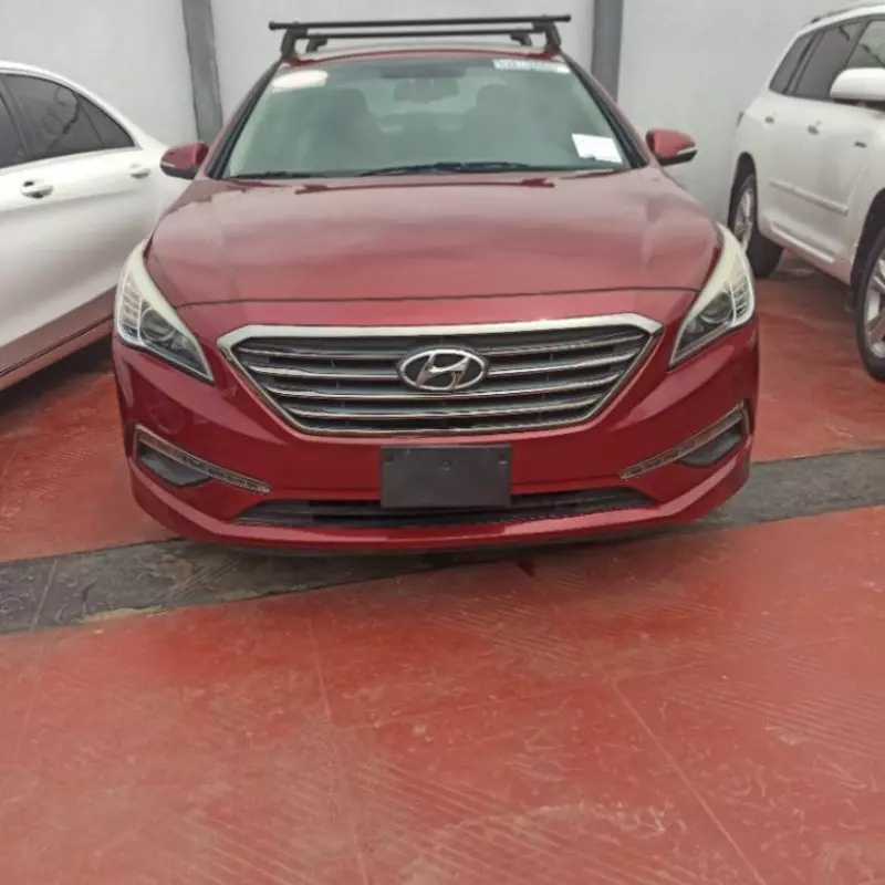 Hyundai Sonata   - 2016