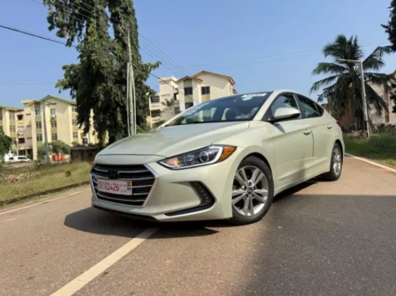 Hyundai Elantra - 2017