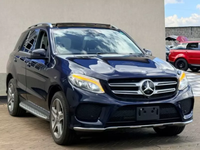 Mercedes-Benz GLE 350 - 2015