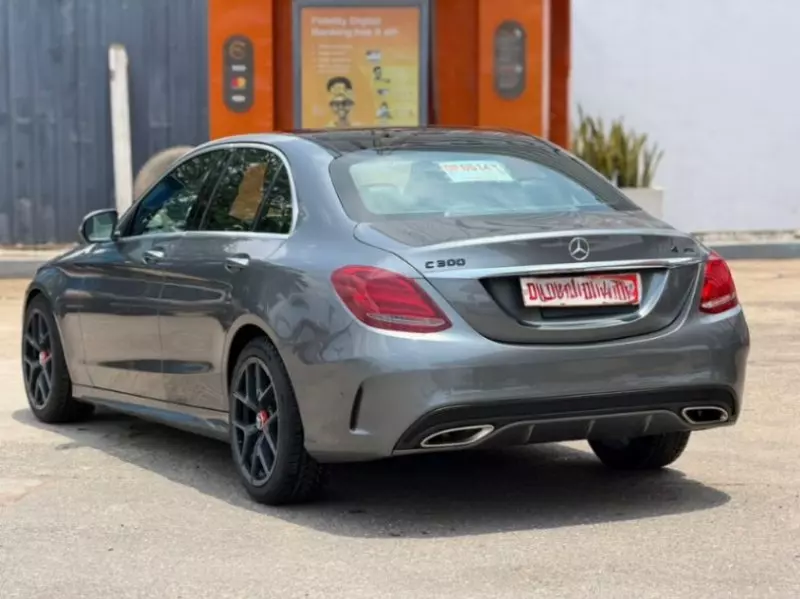 Mercedes-Benz C-Class - 2018