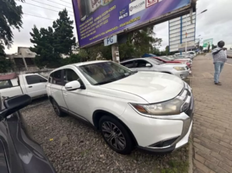 Mitsubishi OUTLANDER   - 2018