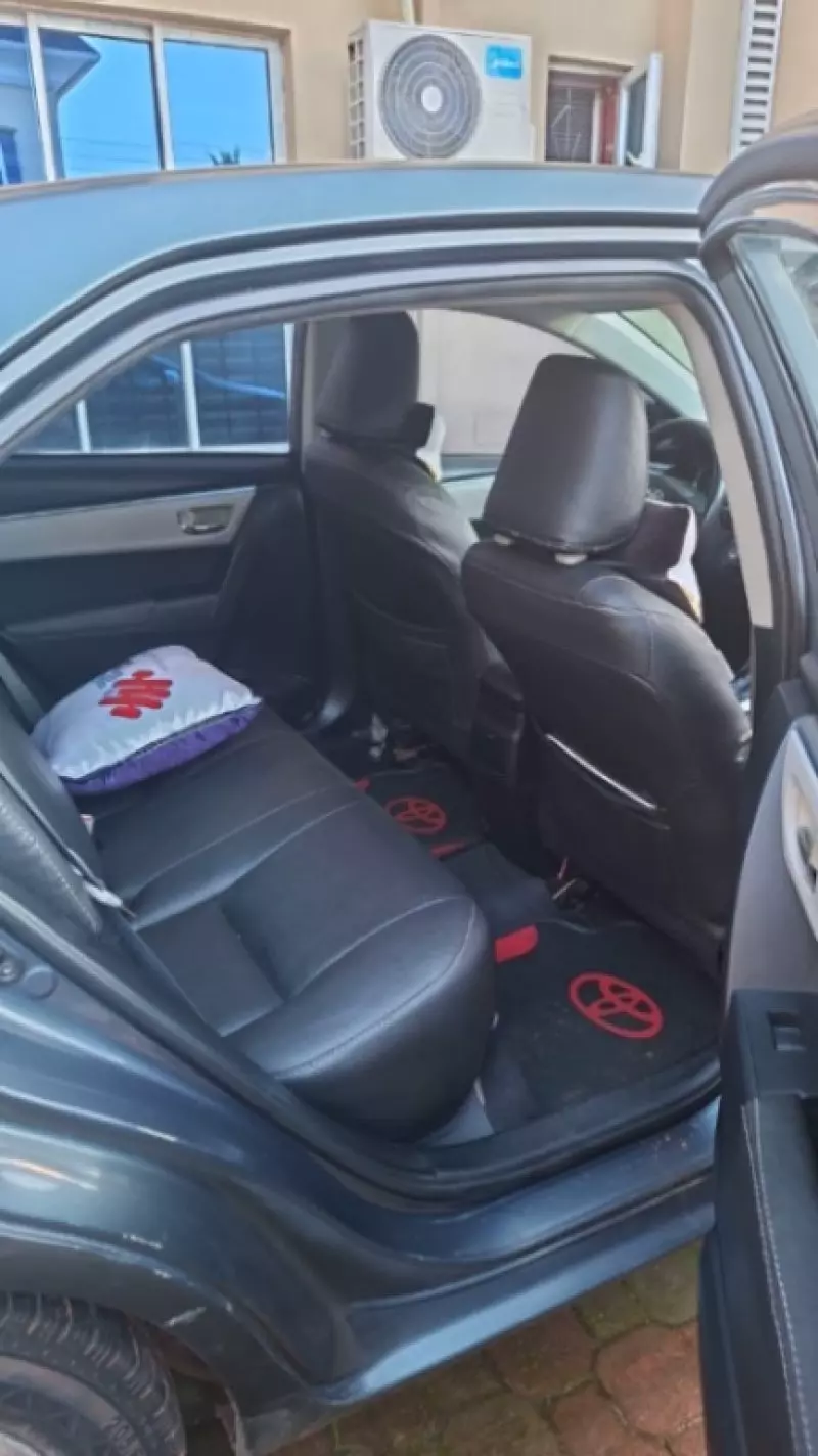 TOYOTA Corolla - 2014