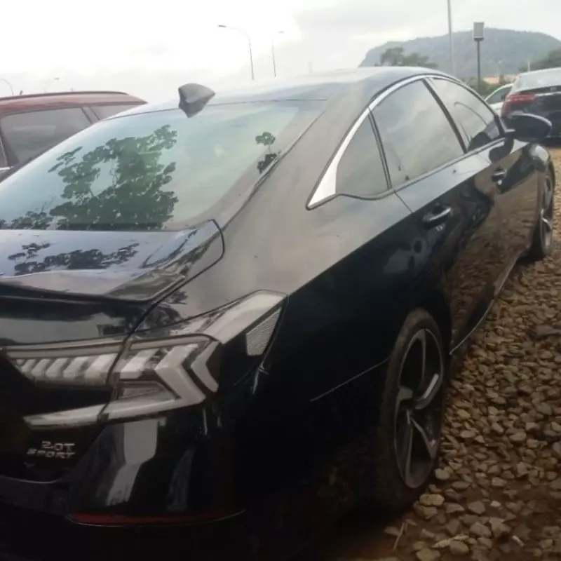 Honda Accord   - 2018