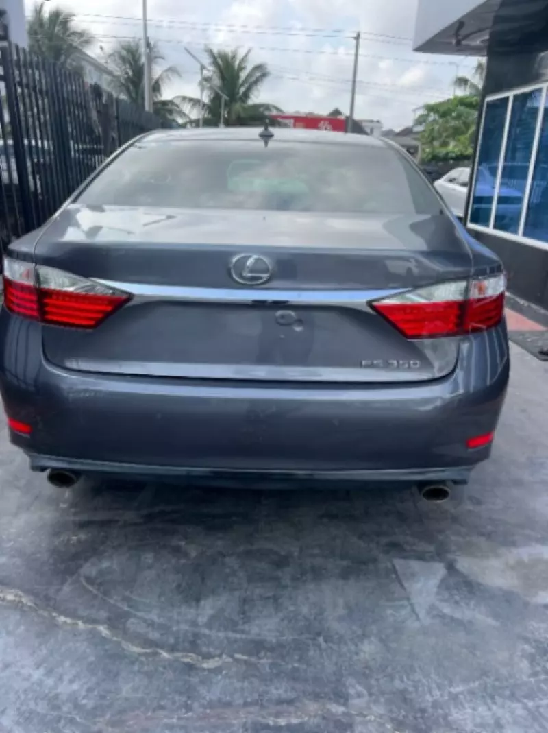 Lexus ES 350   - 2013
