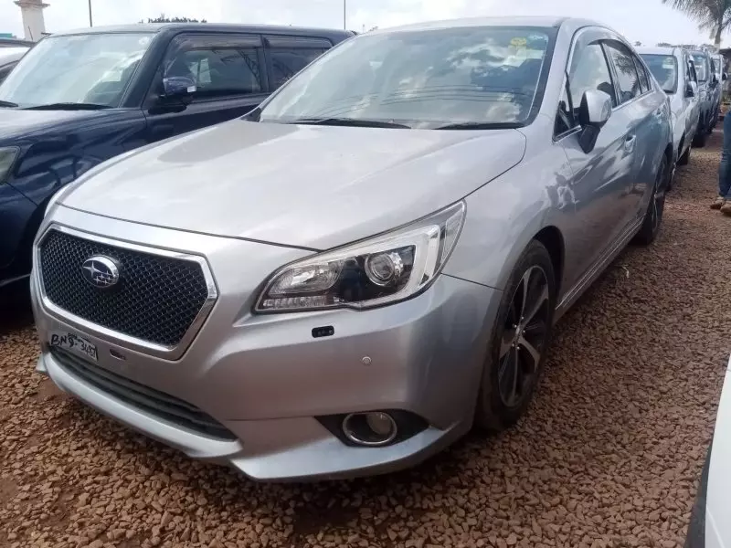 Subaru Legacy B4   - 2015