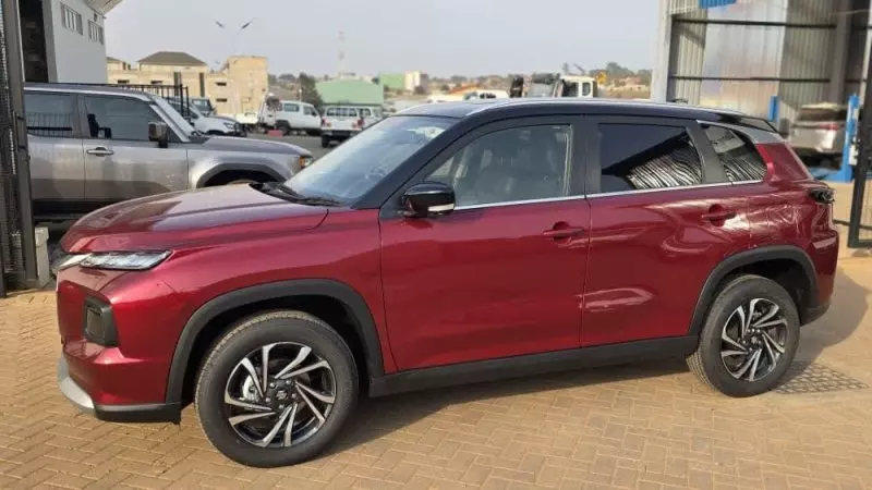 SUZUKI Grand Vitara   - 2025