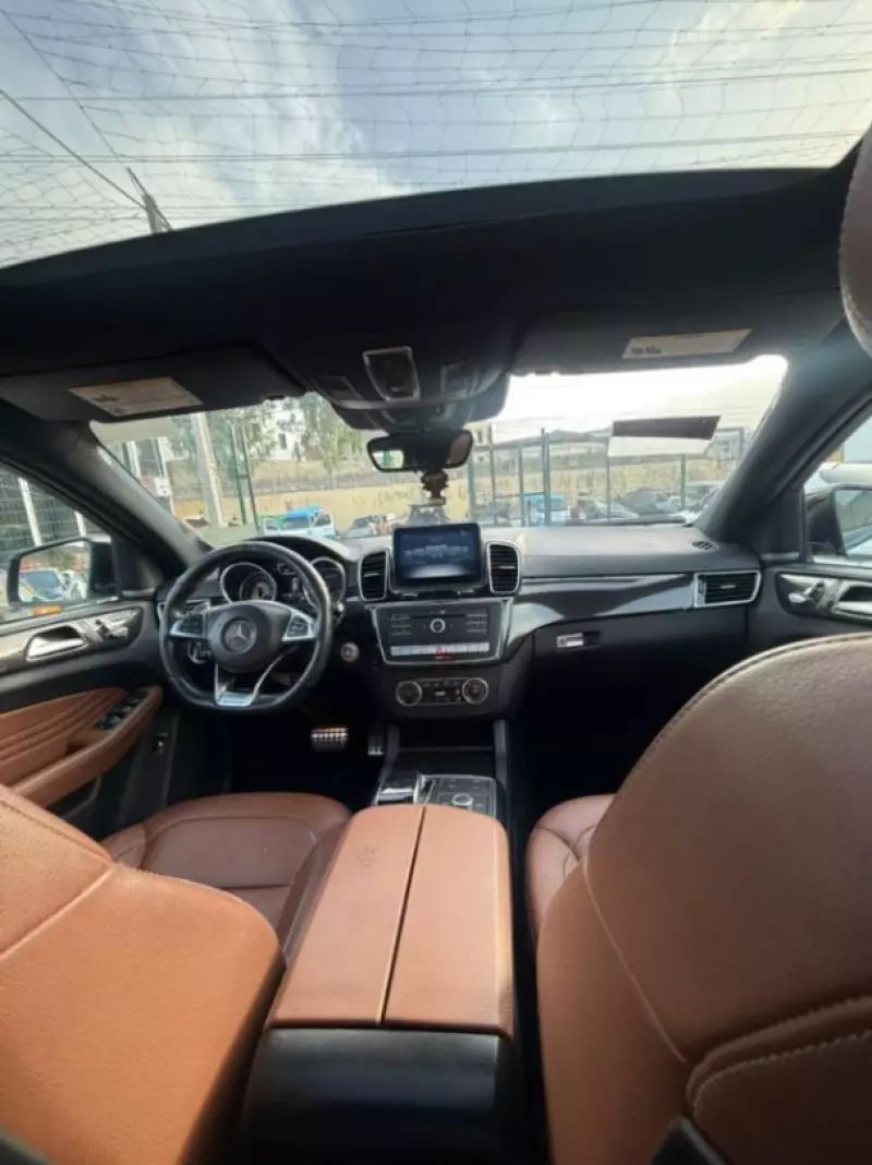 Mercedes-Benz GLE-Class   - 2018
