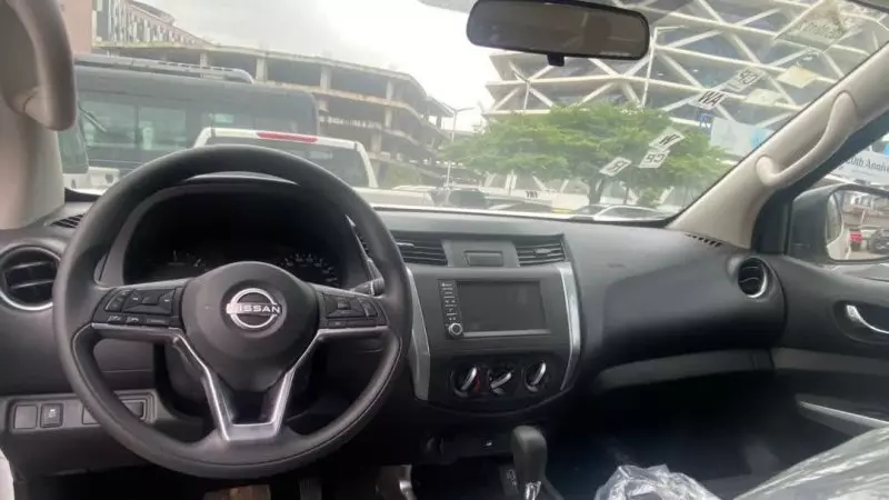 Nissan Navara   - 2025