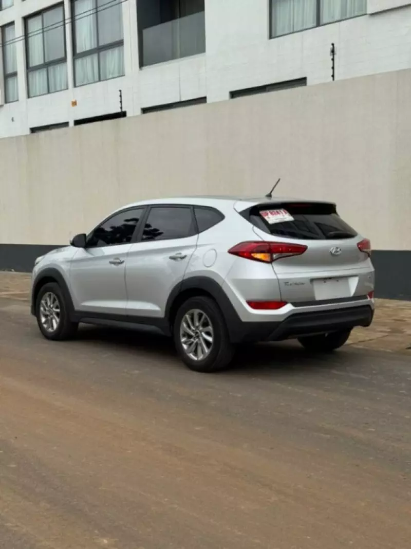 Hyundai TUCSON 2,0L BVM 4x4 GL   - 2018