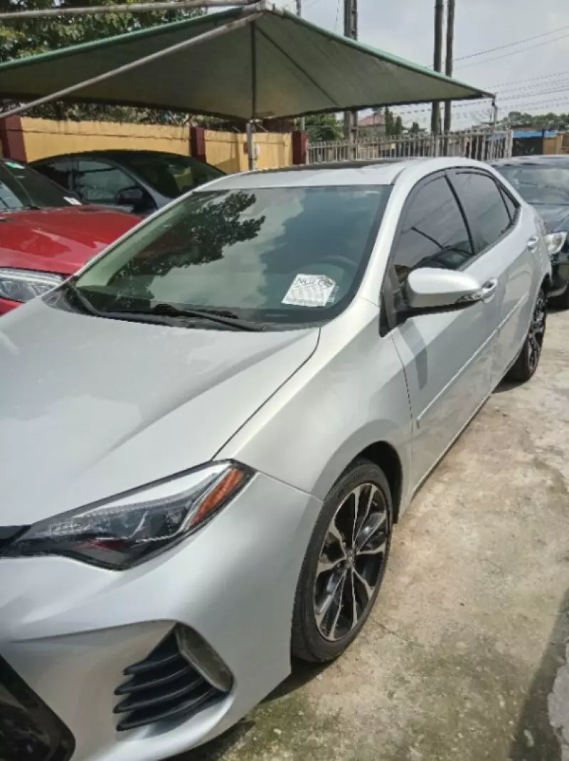 Toyota Corolla   - 2017
