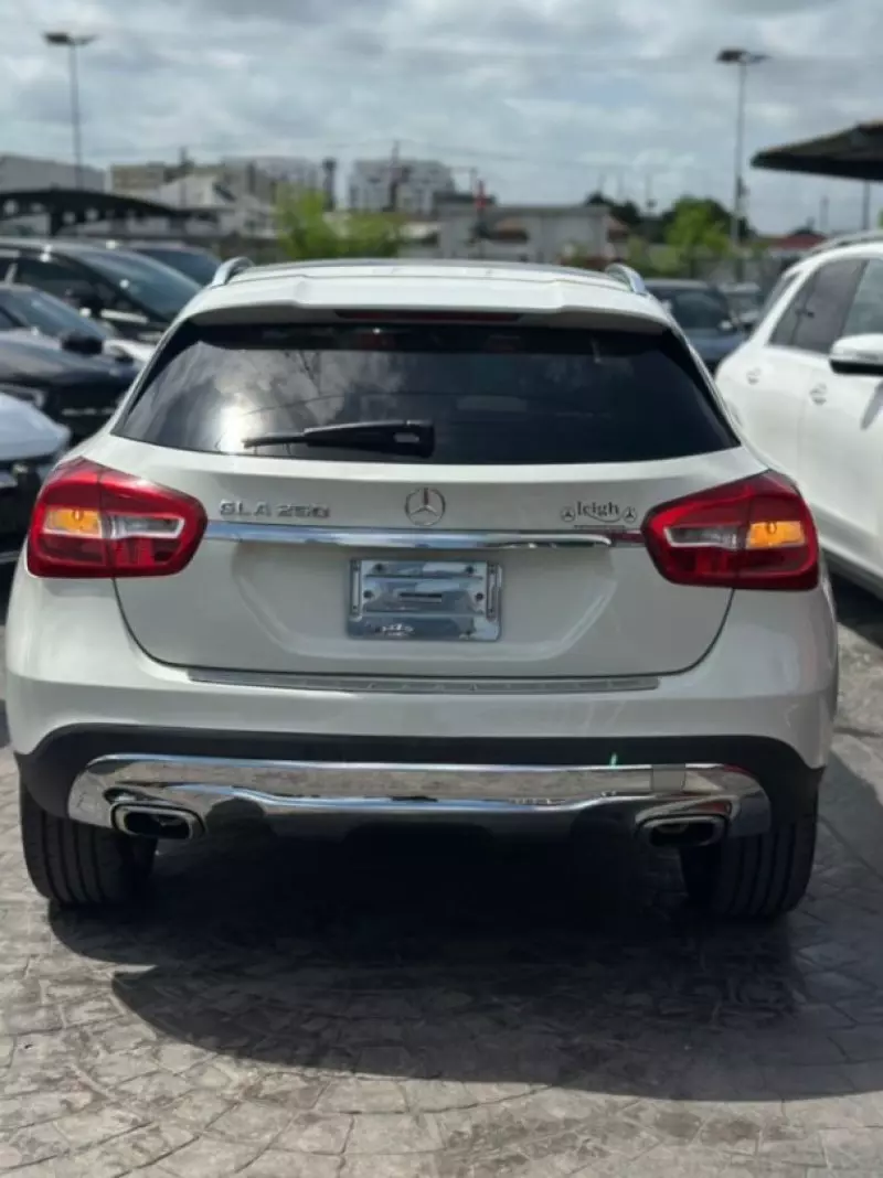 Mercedes-Benz GLA-Class - 2016