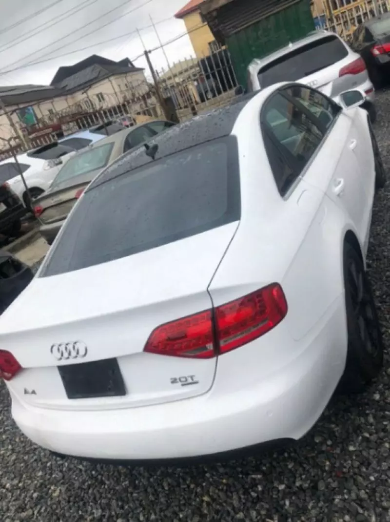 Audi A4   - 2011