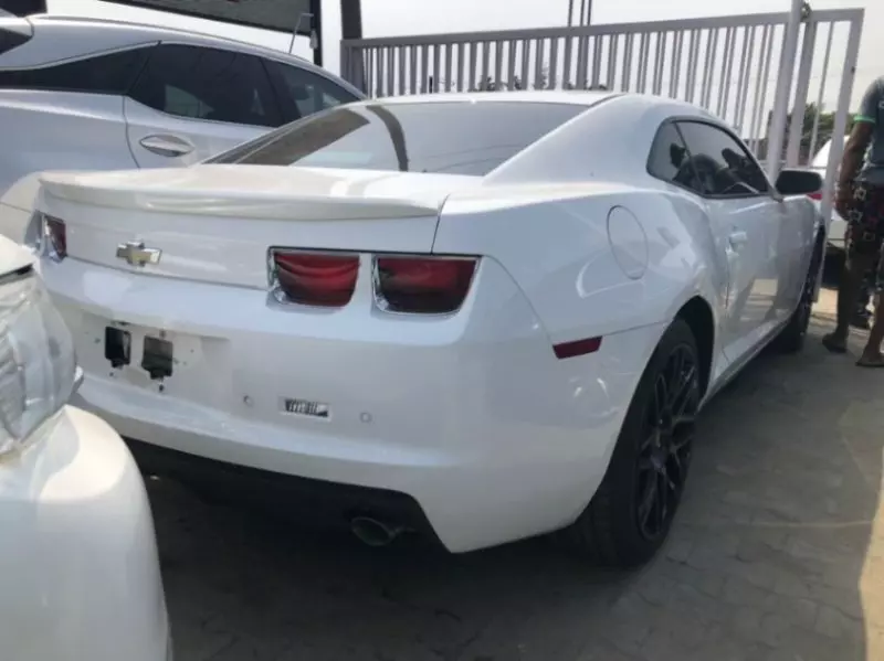 Chevrolet Camaro   - 2020