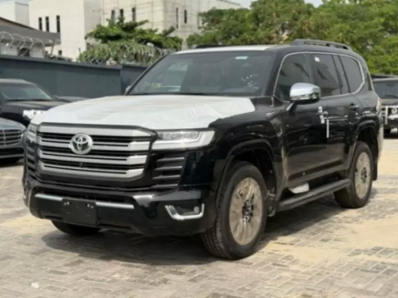 Toyota Land Cruiser   - 2025