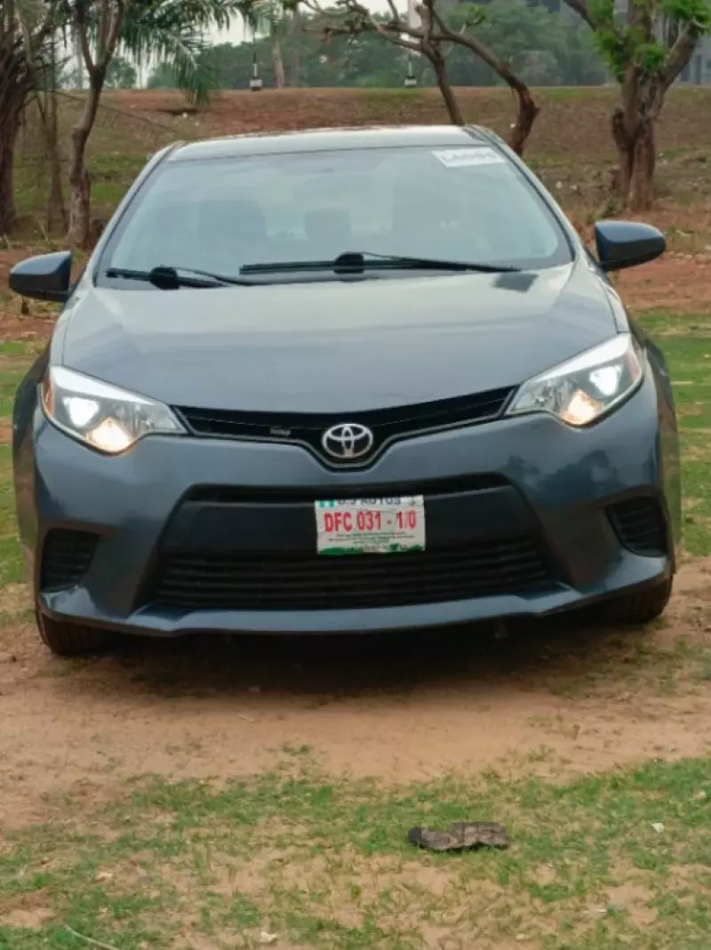 Toyota Corolla   - 2016