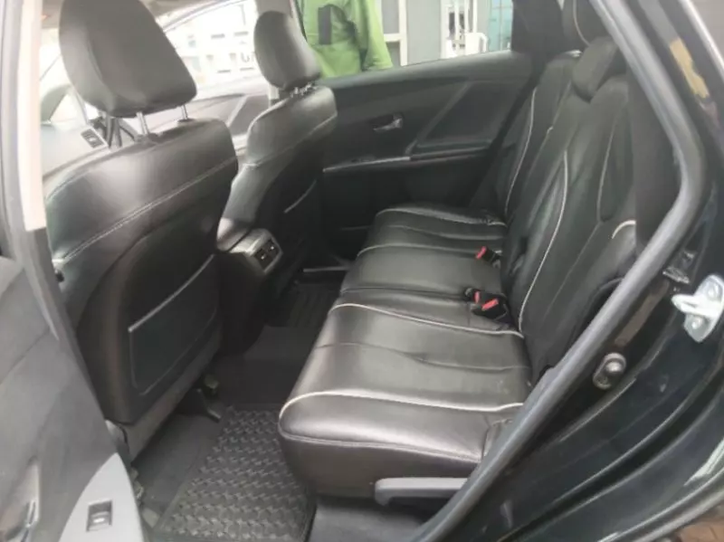Toyota Venza   - 2017