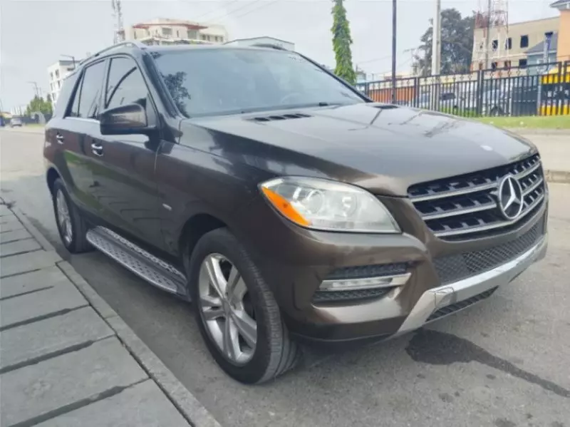 Mercedes-Benz ML 350   - 2012
