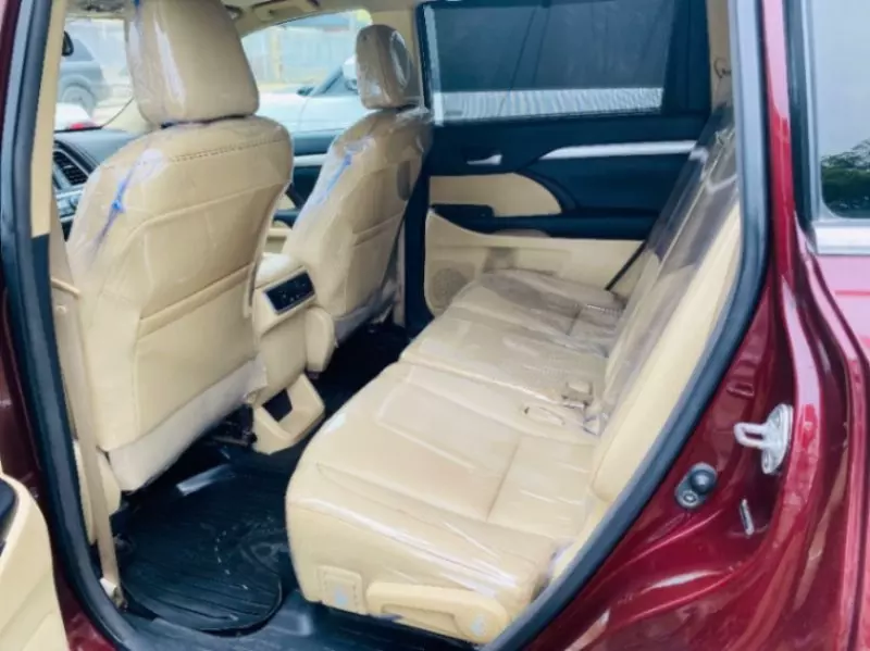 TOYOTA Highlander   - 2014