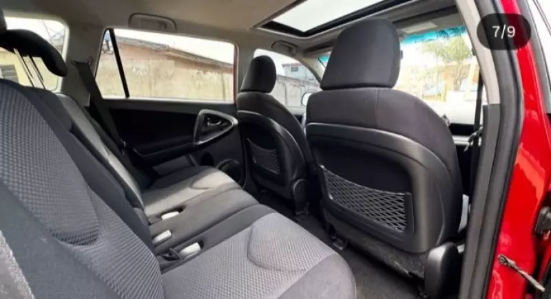 TOYOTA RAV 4   - 2010