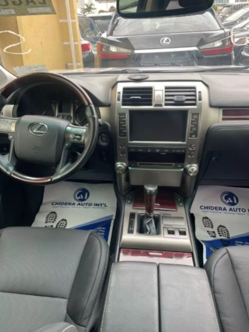 Lexus GX   - 2012