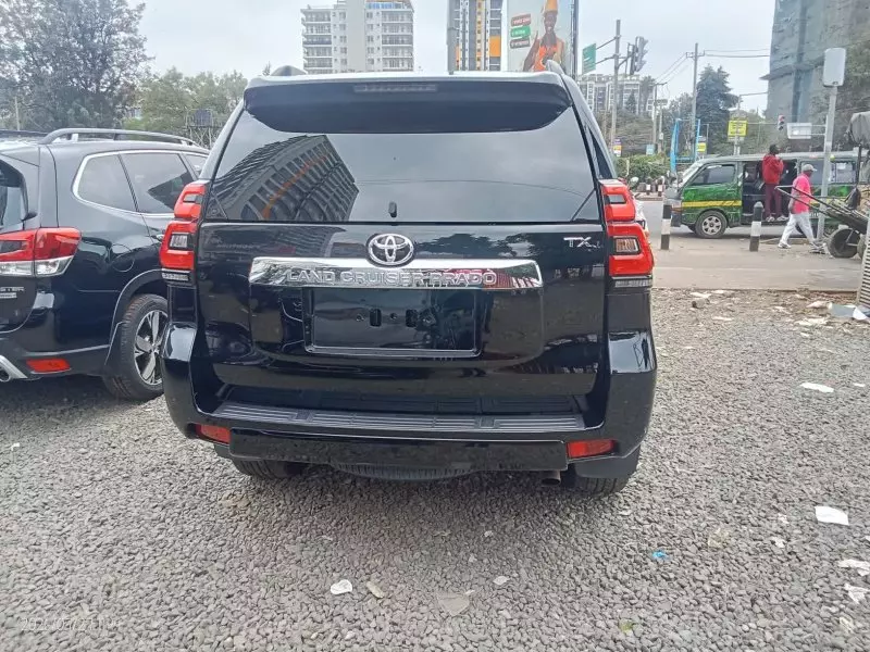 TOYOTA Landcruiser Prado   - 2020