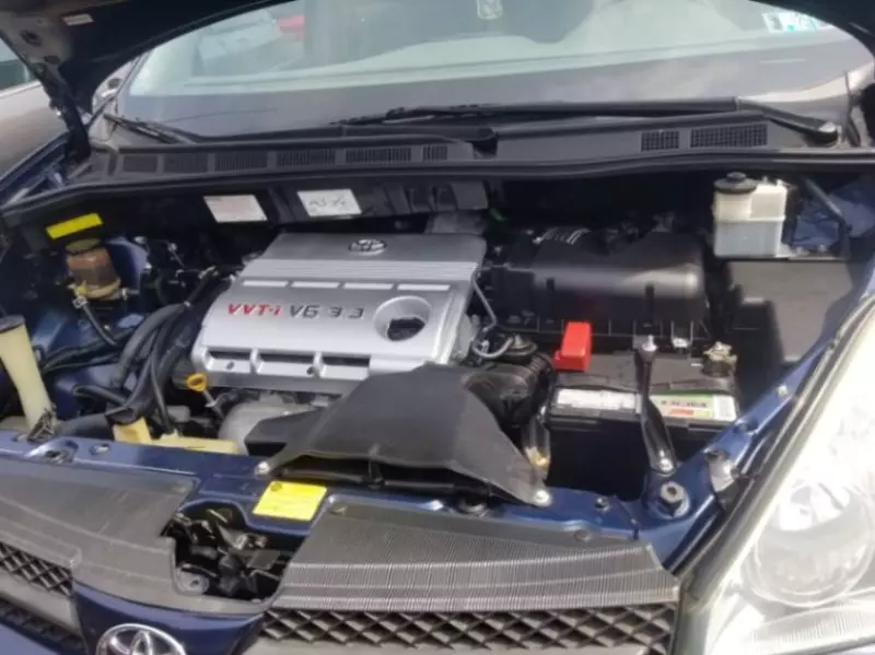 Toyota Sienna   - 2006