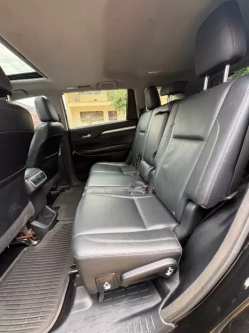 TOYOTA Highlander   - 2015